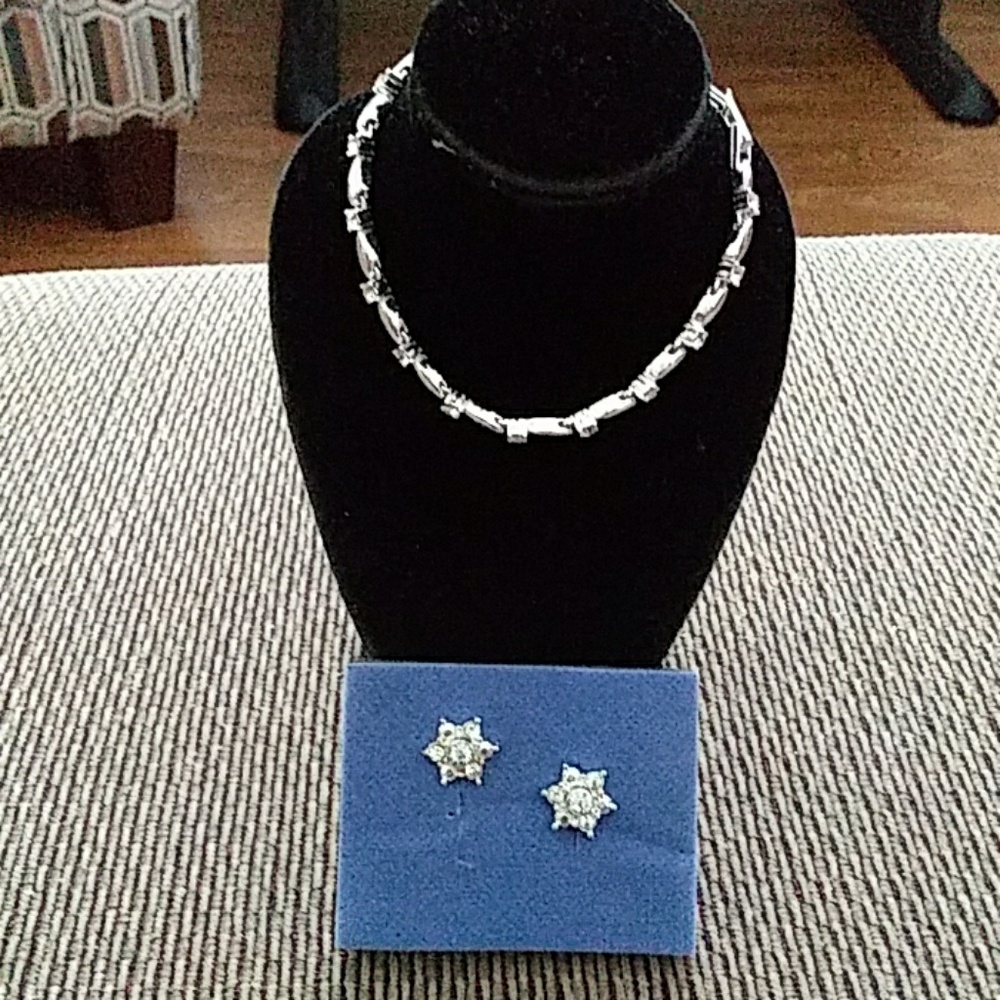 Avon sparkling tennis bracelet and interchangeable